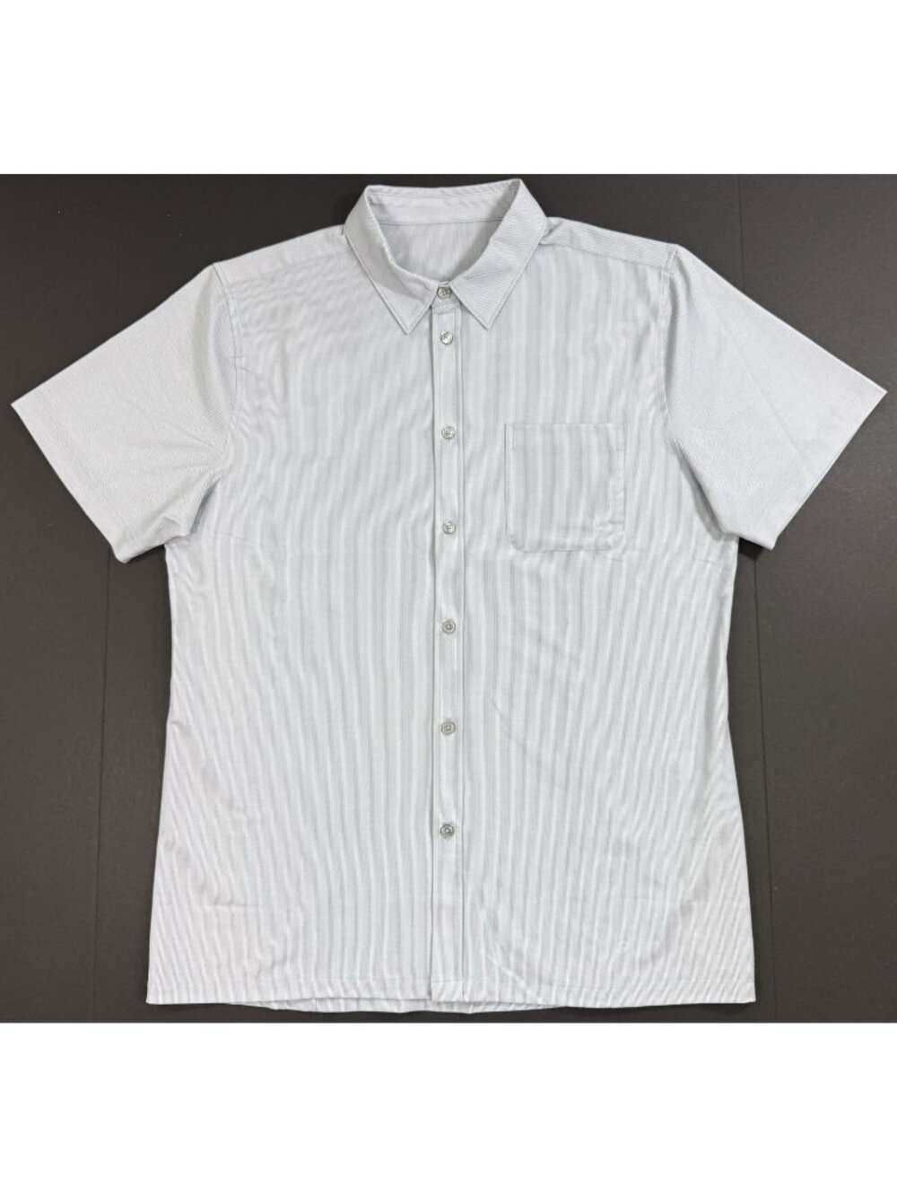 Vuori Mens Bridge Shirt Short Sleeve Performance Stretch Sz Large Gray Striped